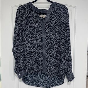 Women's Navy and White Patterned Top